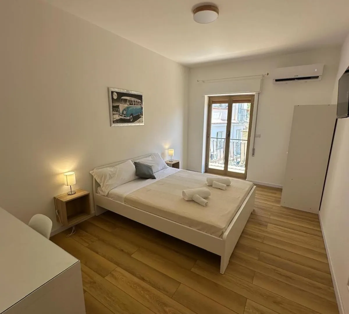 We Home Taormina Center With Parking